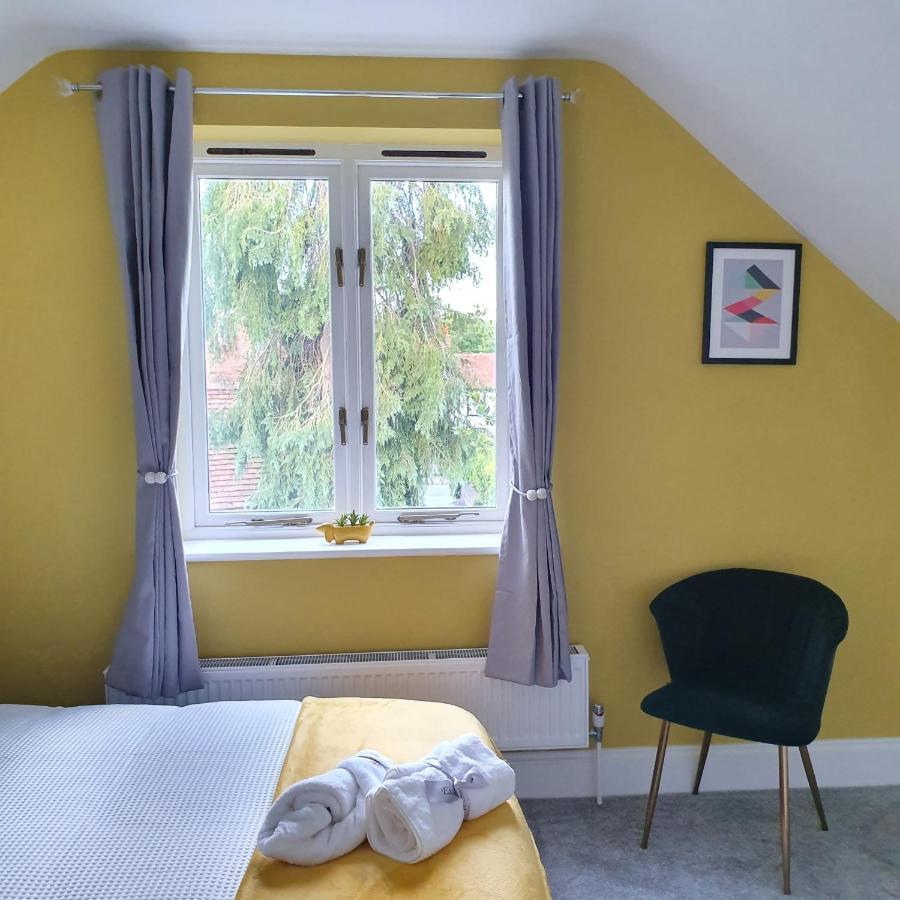 Spacious Beautiful And Warm Cottage With Parking Chelmsford Extérieur photo